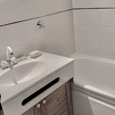 2 Pièces à - 4 Pers, Terrasse, 500m Des Remontées, Parking, Connexion Internet - Fr-1-676-61 Châtel