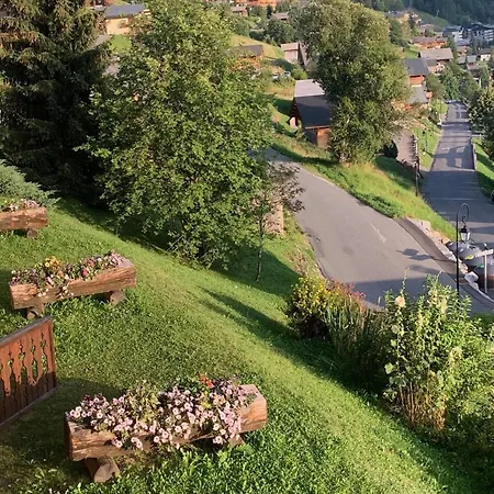 Apartamento 2 Pièces à - 4 Pers, Terrasse, 500m Des Remontées, Parking, Connexion Internet - Fr-1-676-61
